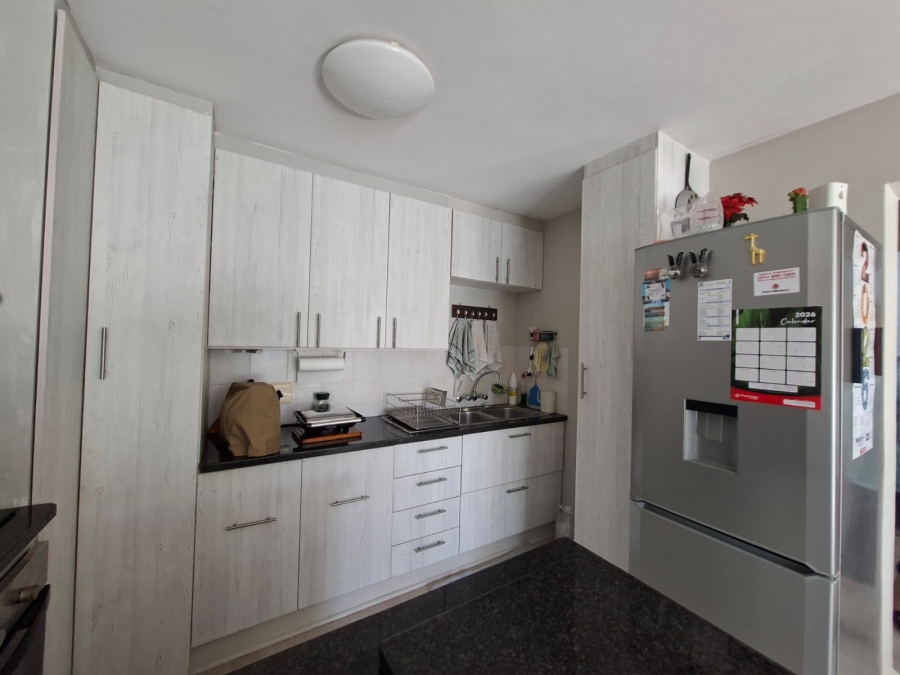 2 Bedroom Property for Sale in Hartenbos Central Western Cape